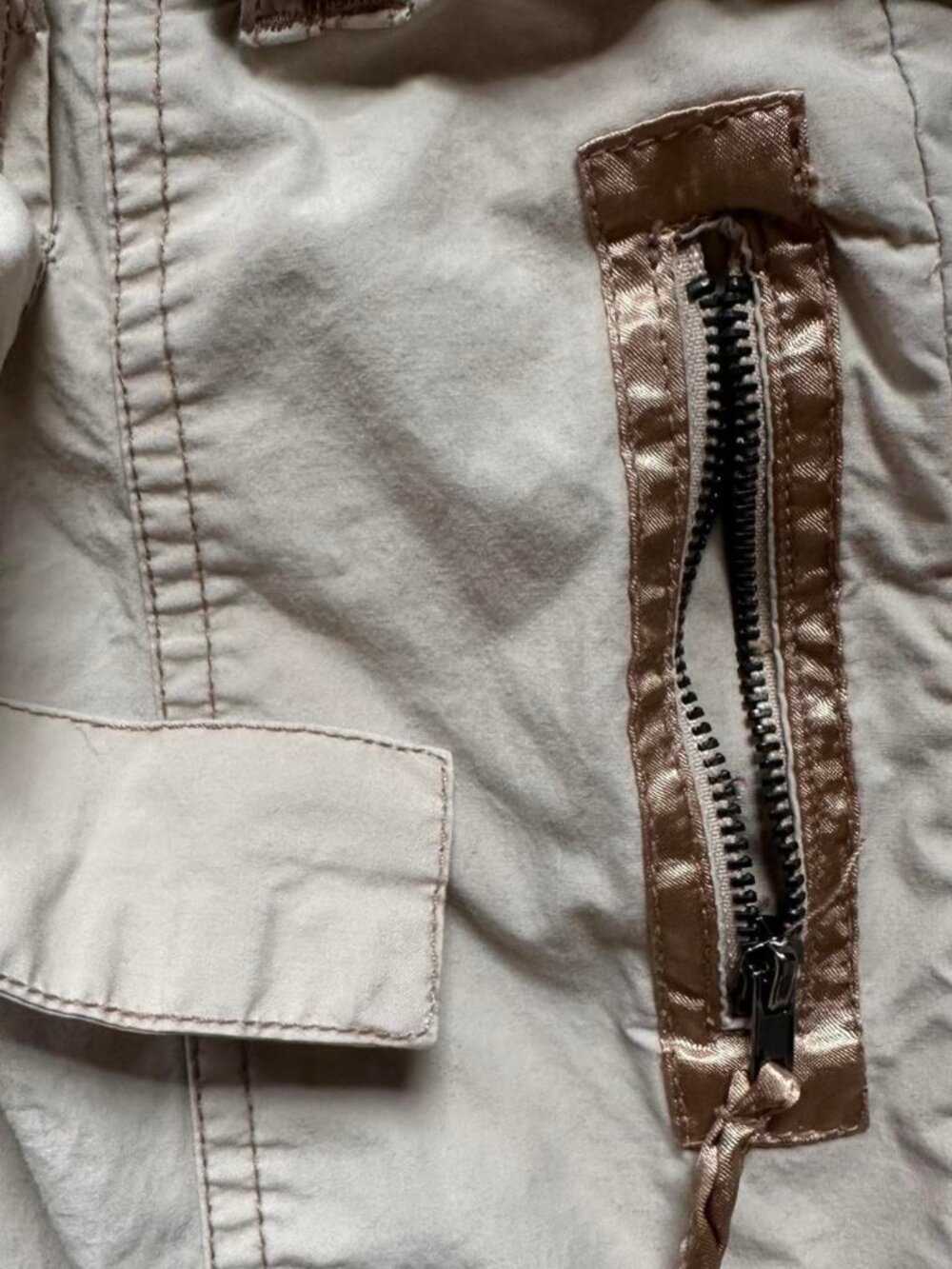 Vintage Misdemeanor Low Rise Cargo Pants Gold Trim XS - Picture 4 of 8